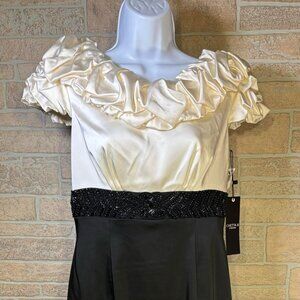 NWT Chetta B Evening Formal Cocktail‎ Holiday Dress Ivry Ruffles/Black  Size 4